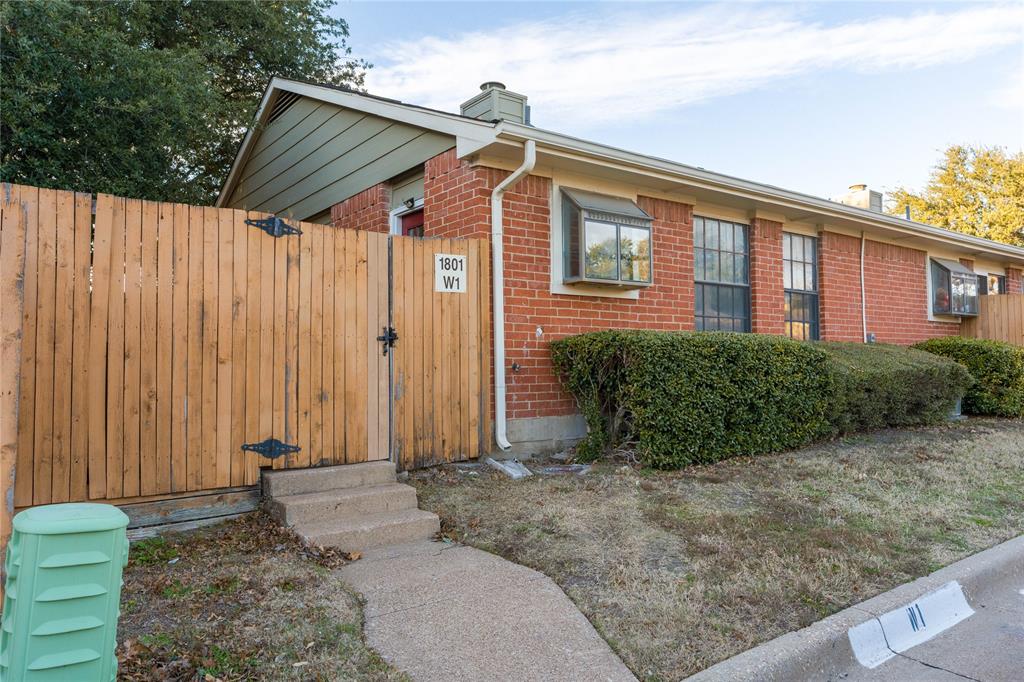 Spring wood Creek Sec One - Residential