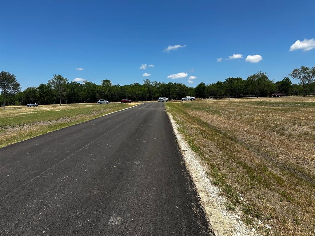 Waterfront Club - Land