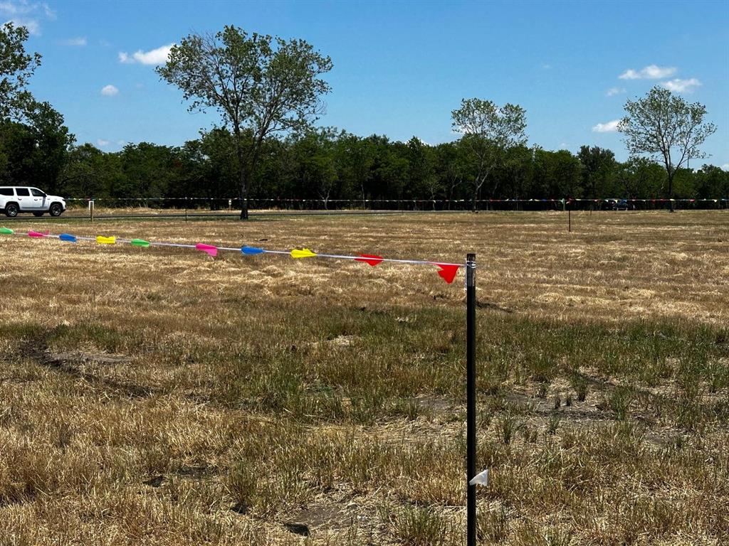 Waterfront Club - Land