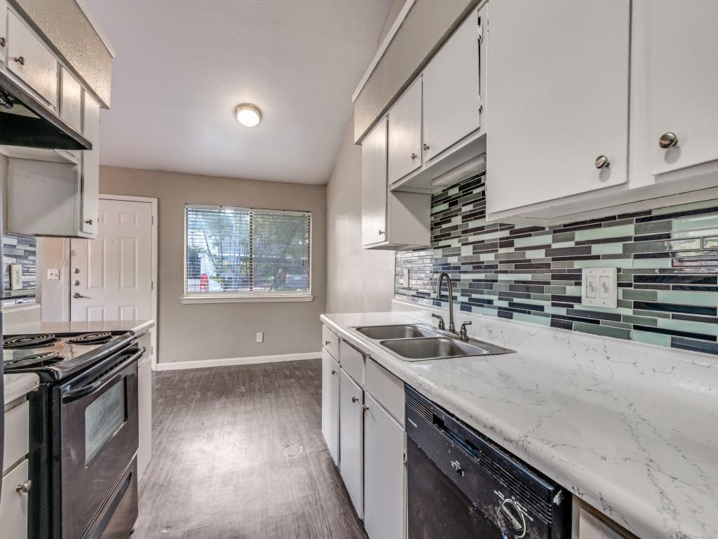 Parkside Condos - Residential