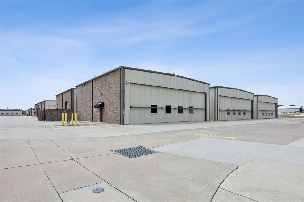 AERO COUNTRY EAST - Residential