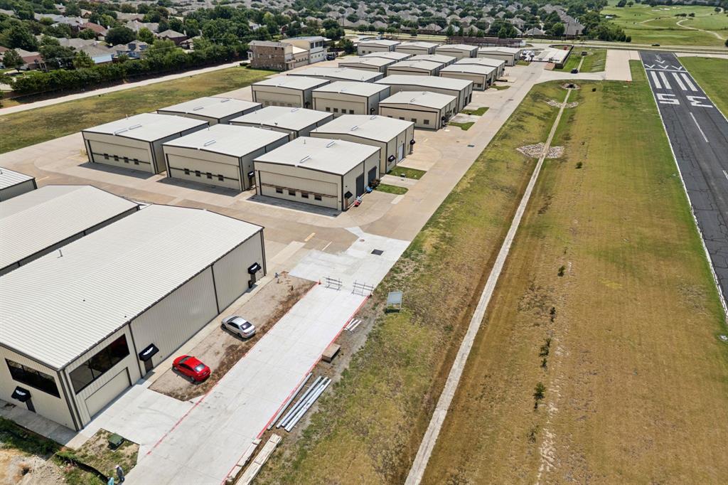 AERO COUNTRY EAST - Residential