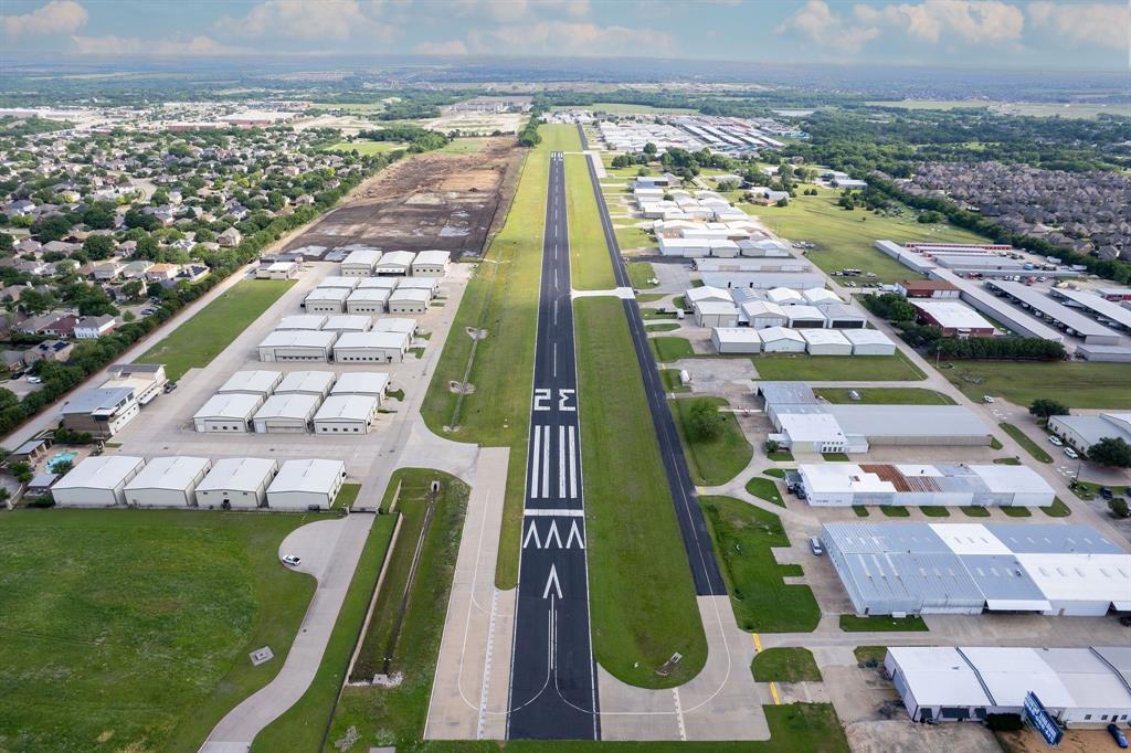 AERO COUNTRY EAST - Residential