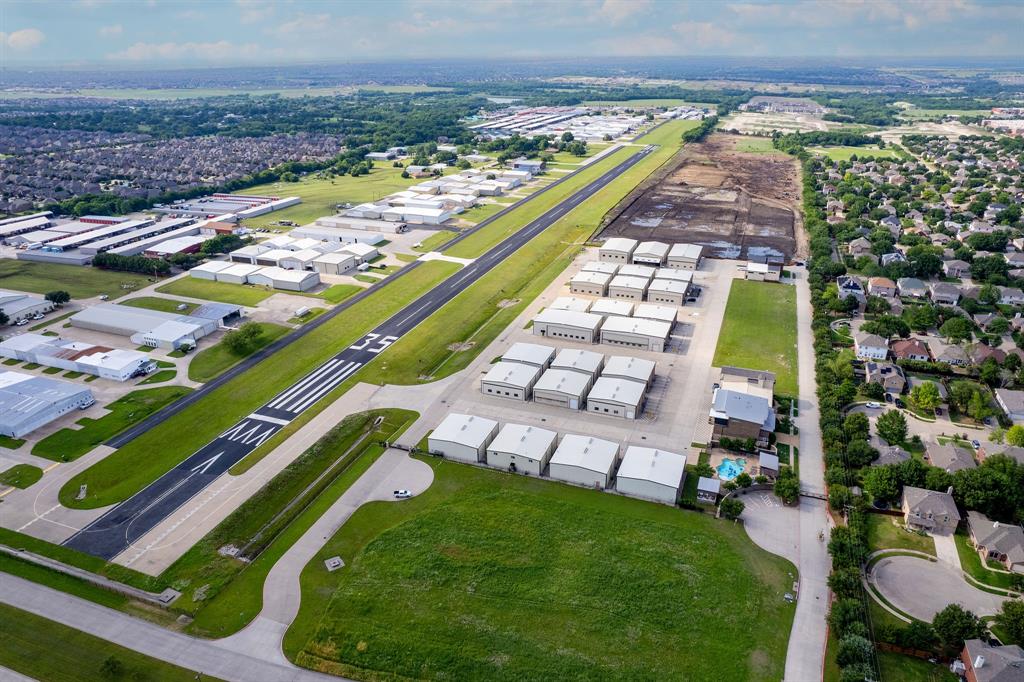 AERO COUNTRY EAST - Residential