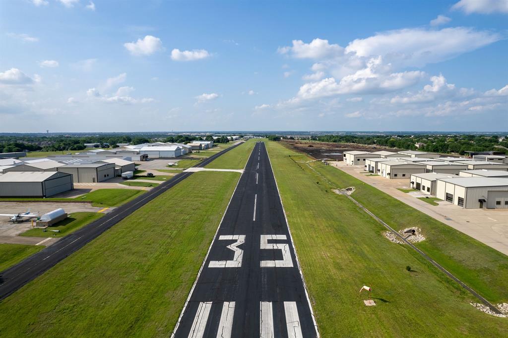 AERO COUNTRY EAST - Residential