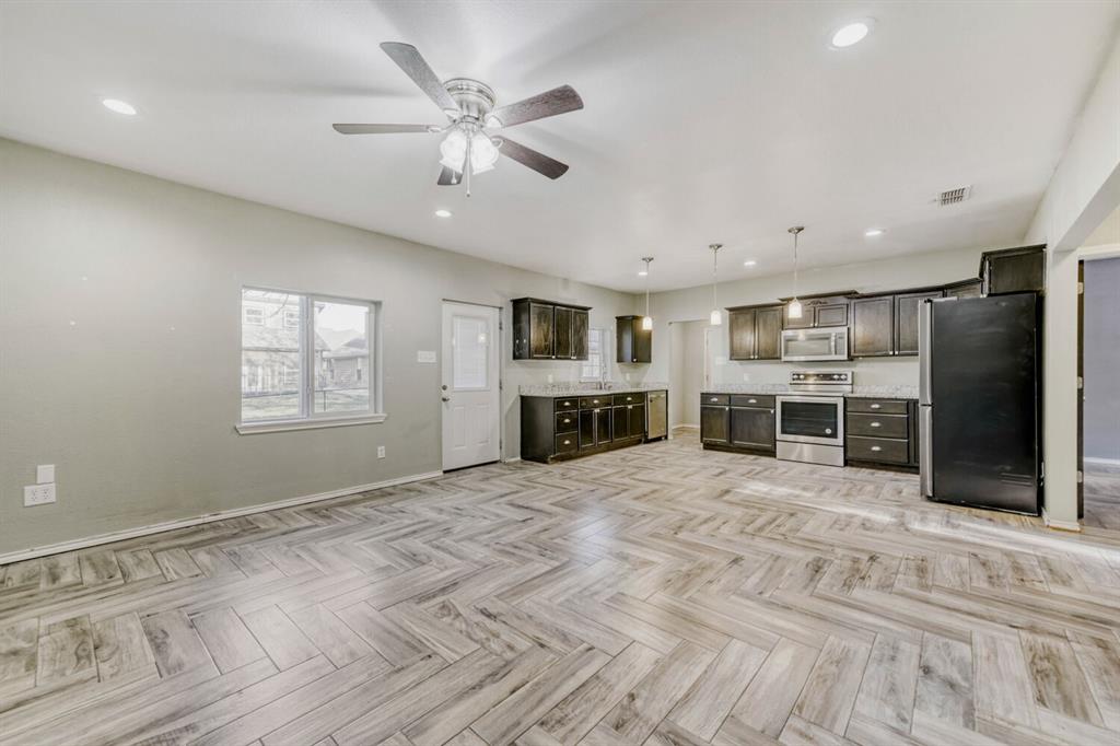 Knob Hill Estates - Residential