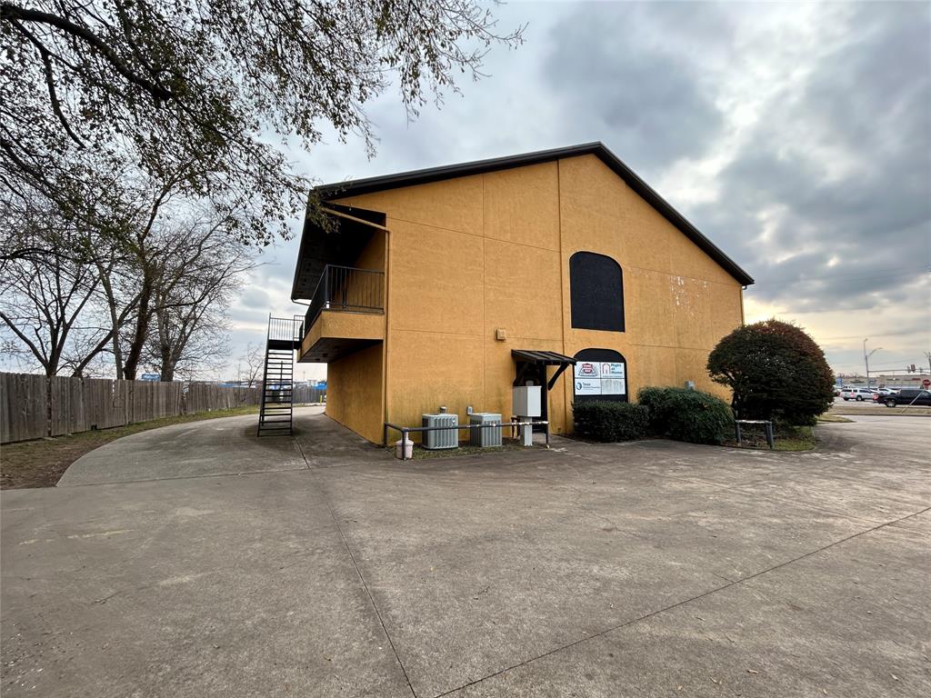 Walnut Hill - Commercial Sale