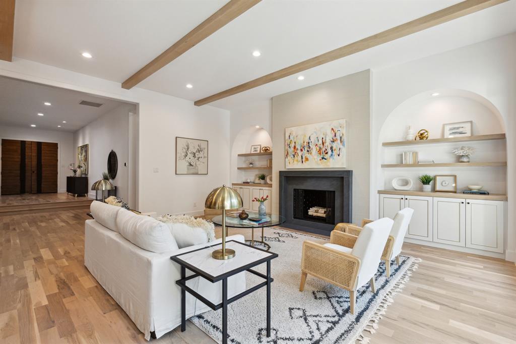 Bob-O-Links Downs - Residential