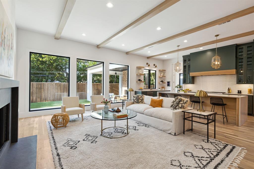 Bob-O-Links Downs - Residential