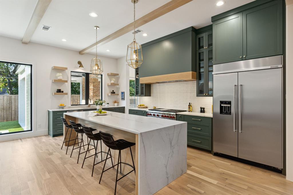 Bob-O-Links Downs - Residential