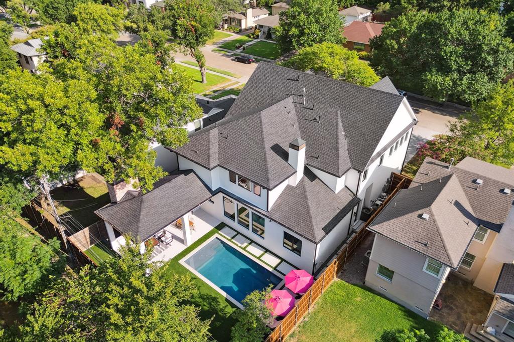 Bob-O-Links Downs - Residential