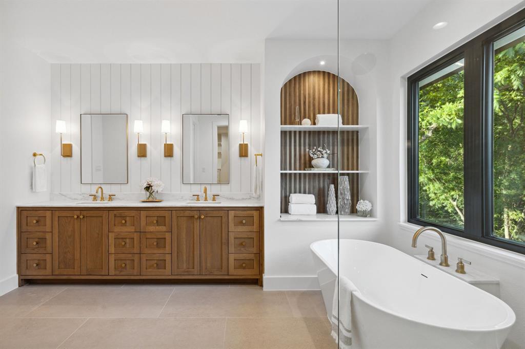 Bob-O-Links Downs - Residential