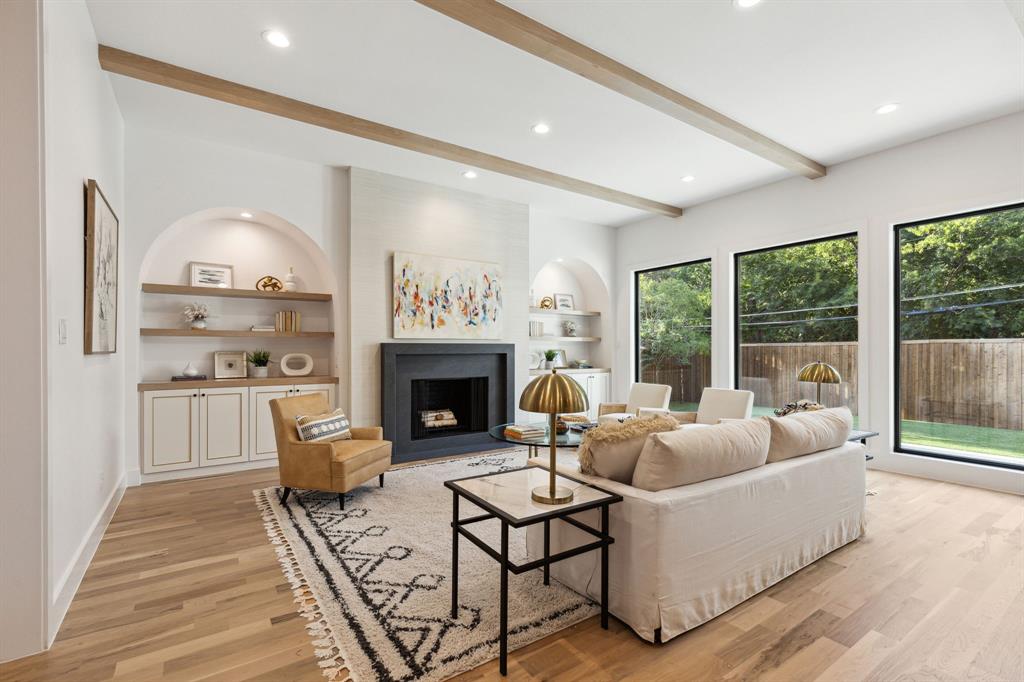 Bob-O-Links Downs - Residential