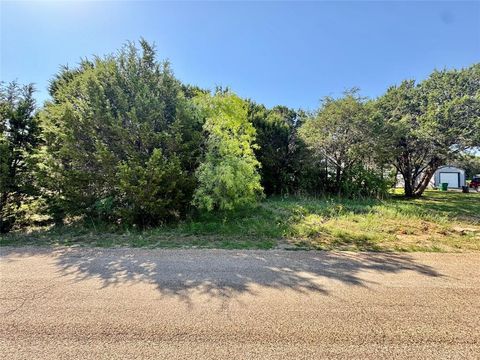 1033 Indian Drive Granbury TX 76048