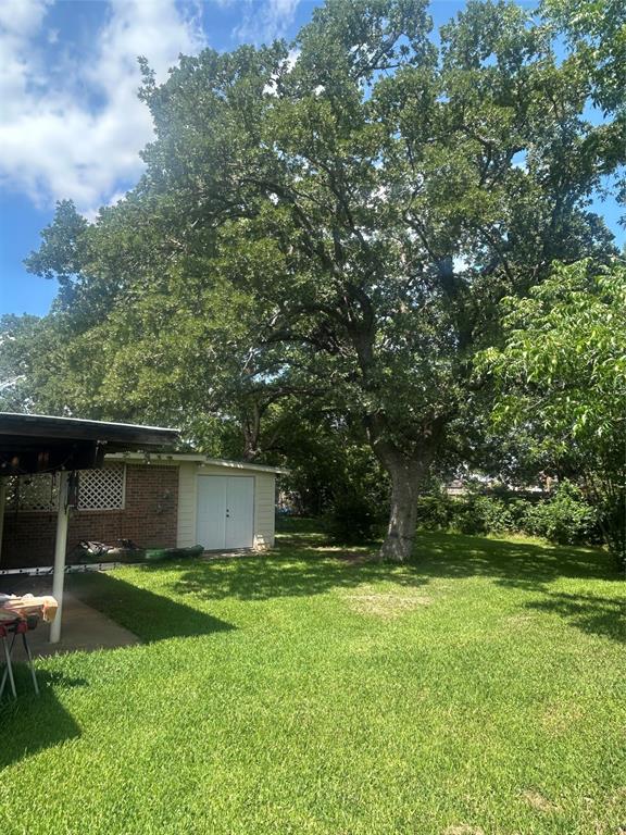1103 Rolling Hills Drive S