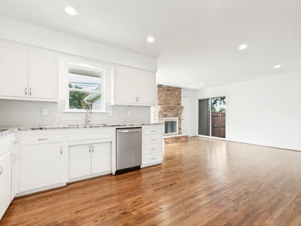 912 Fernwood Drive