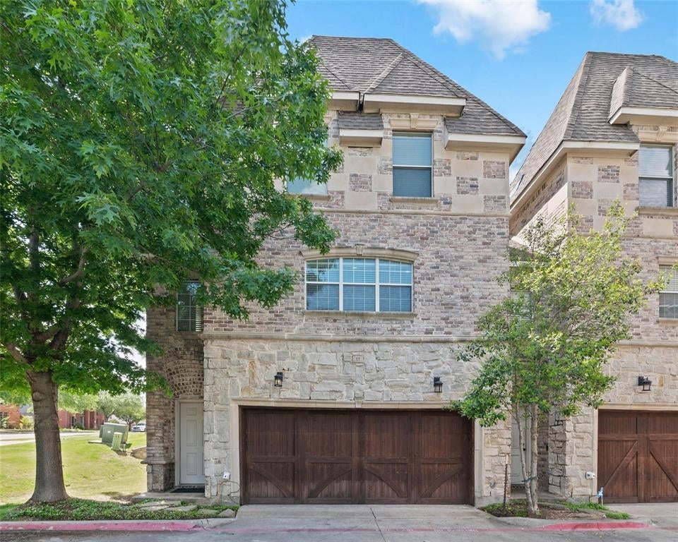 Photo of 2700 Club Ridge Drive #17, Lewisville, TX 75067 (MLS # 21350760)