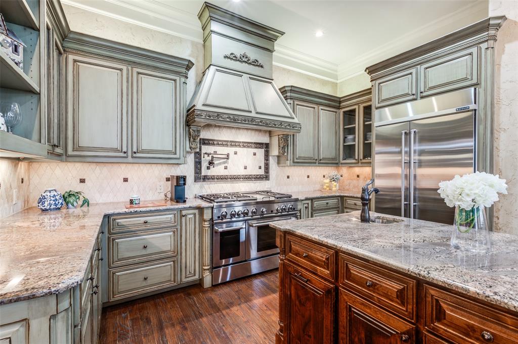 The Gates Of Waters Edge - Residential