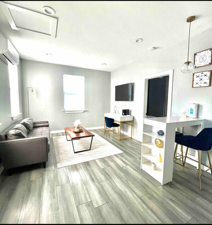 Taylor & Lowrance - Residential