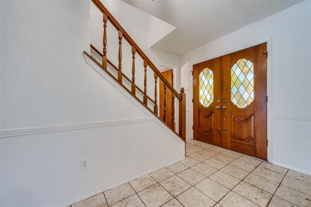 1832 Mapleton Drive