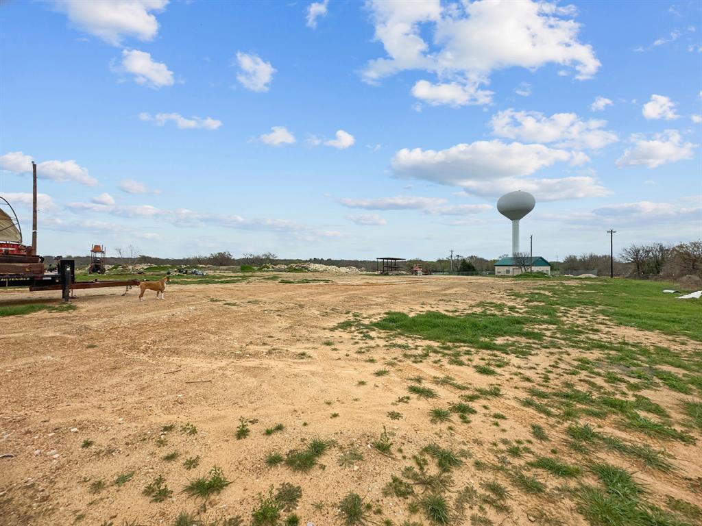 J & J ACRES ADDITION LOT 1 BLOCK 1 - Farm