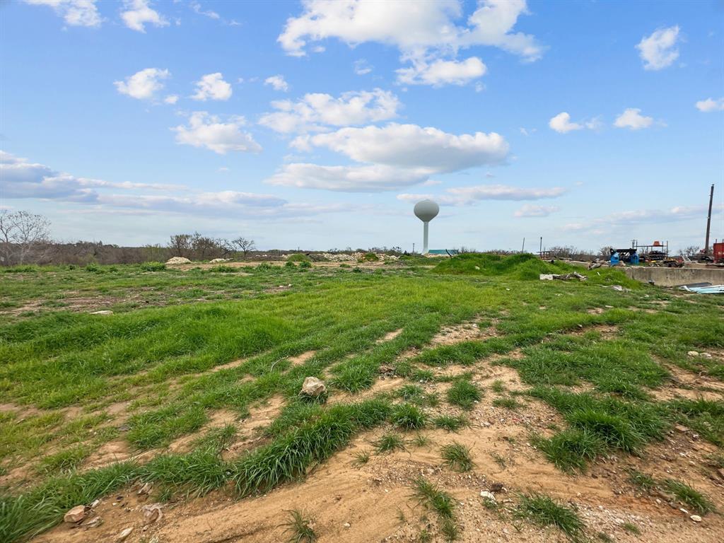 J & J ACRES ADDITION LOT 1 BLOCK 1 - Farm