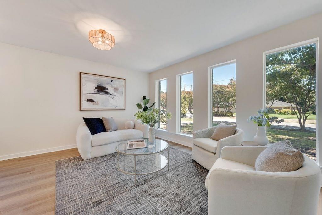 706 S Waterview Drive