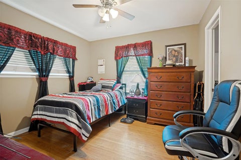 Tiny photo for 129 Aspen Street, Lancaster, TX 75134 (MLS # 21337359)