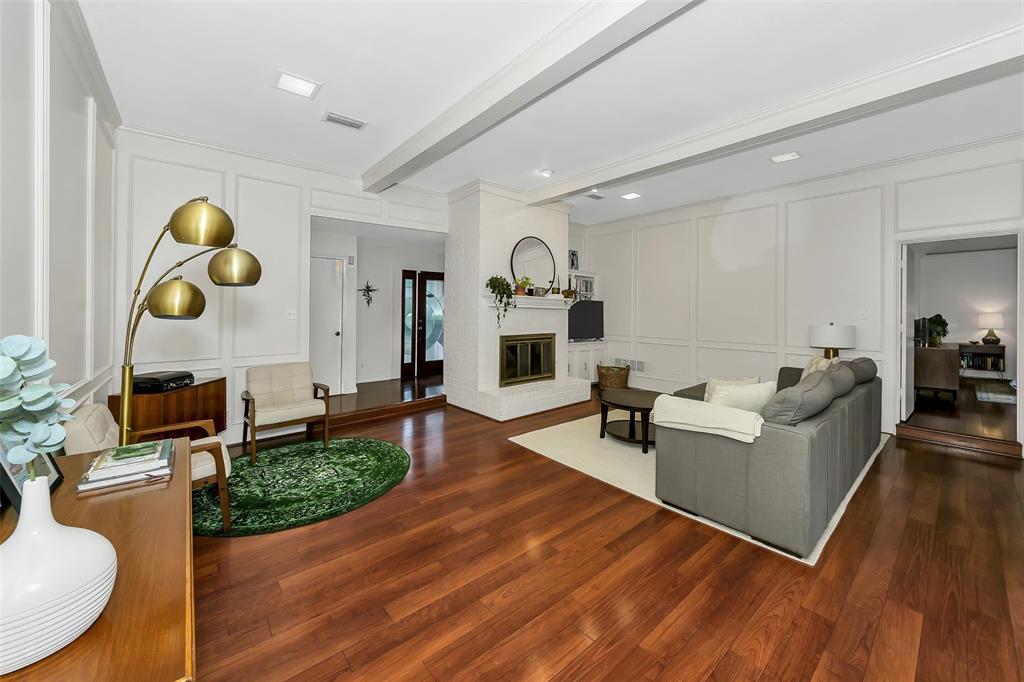 2425 Northgate Drive W