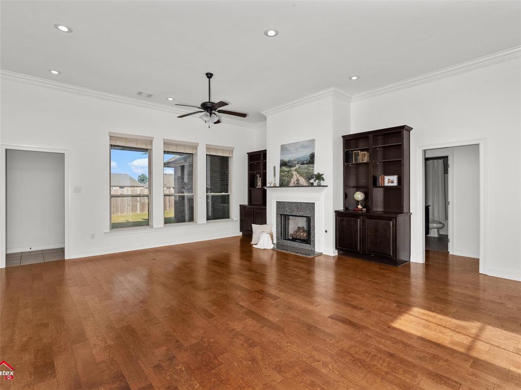 320 Camelback Drive