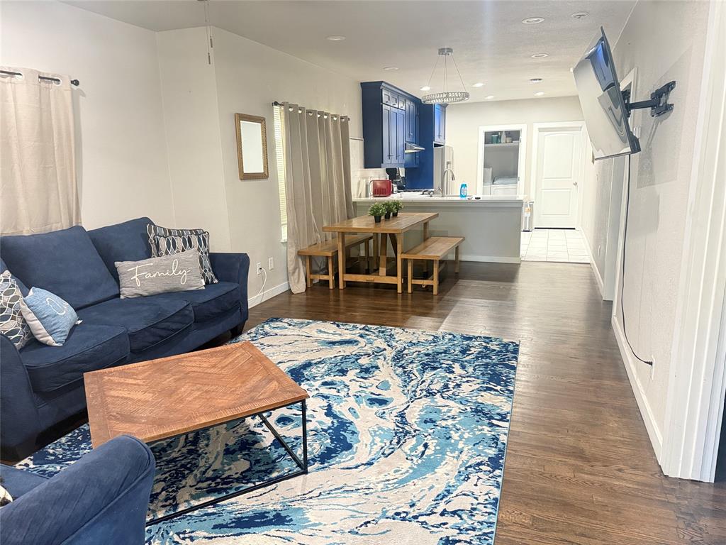 Mount Auburn - Residential