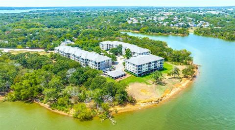 A home in Lake Dallas