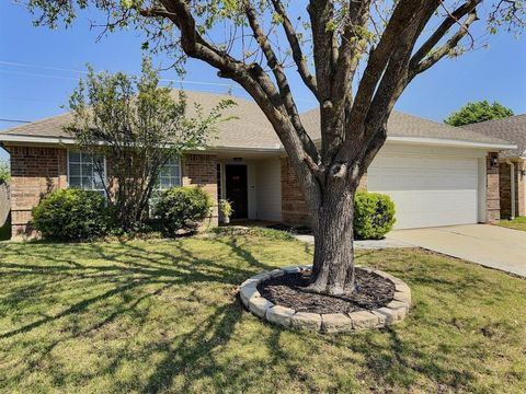 2806 Amberton Place Euless TX 76040