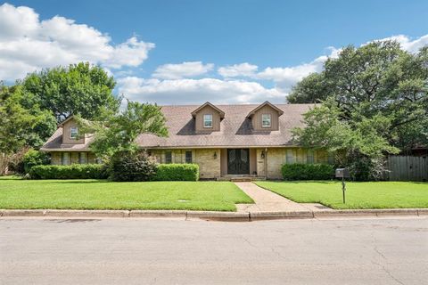 4016 Willow Ridge Drive Dallas TX 75244
