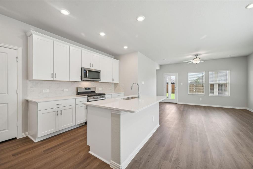 SIMPSON CROSSING - Residential Lease