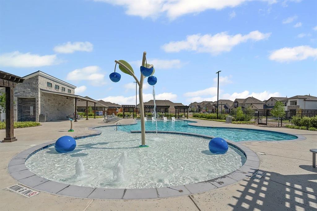 SIMPSON CROSSING - Residential Lease