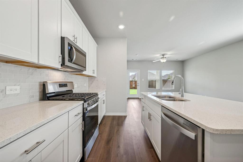 SIMPSON CROSSING - Residential Lease