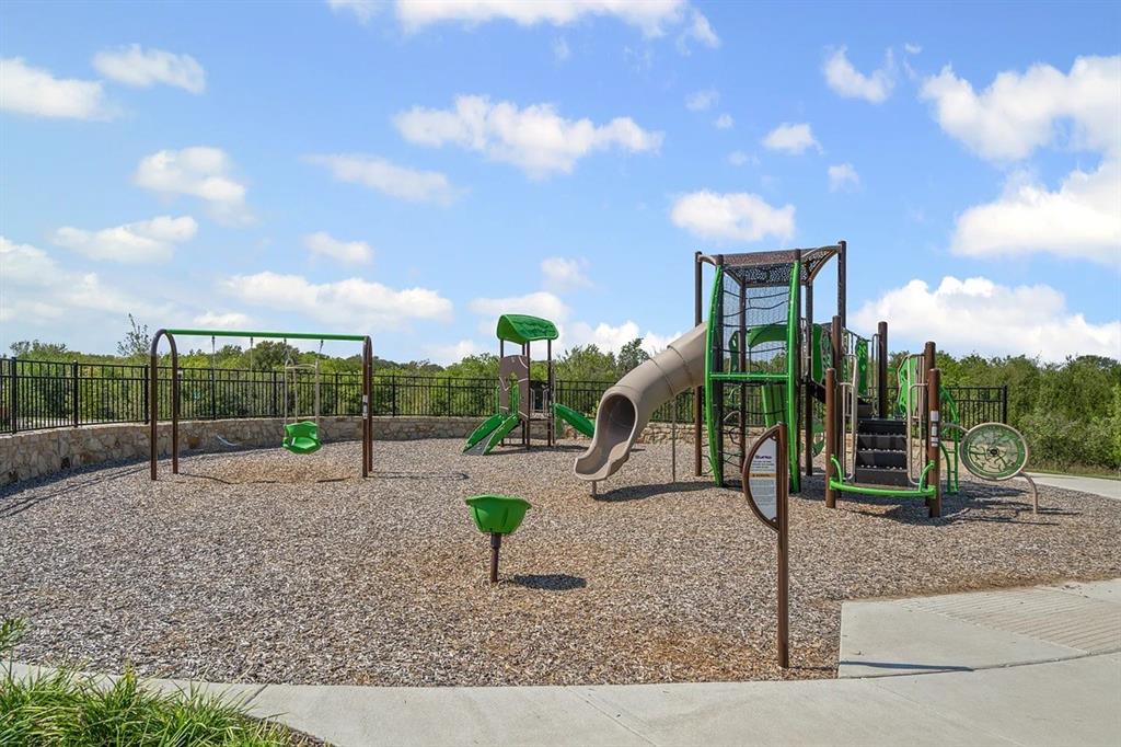 SIMPSON CROSSING - Residential Lease