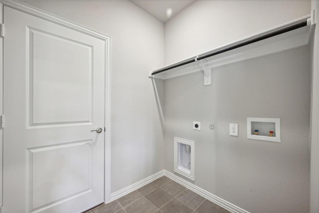 SIMPSON CROSSING - Residential Lease