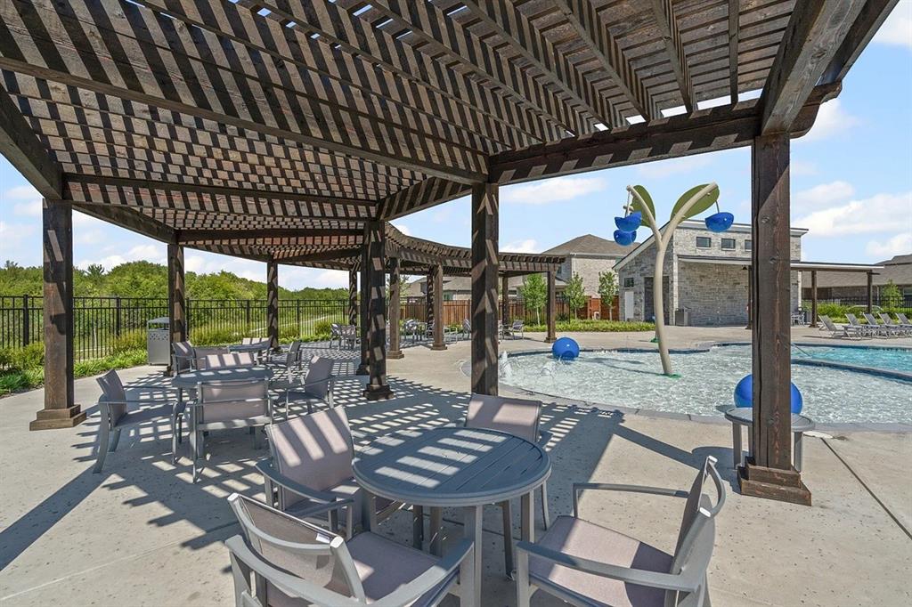 SIMPSON CROSSING - Residential Lease