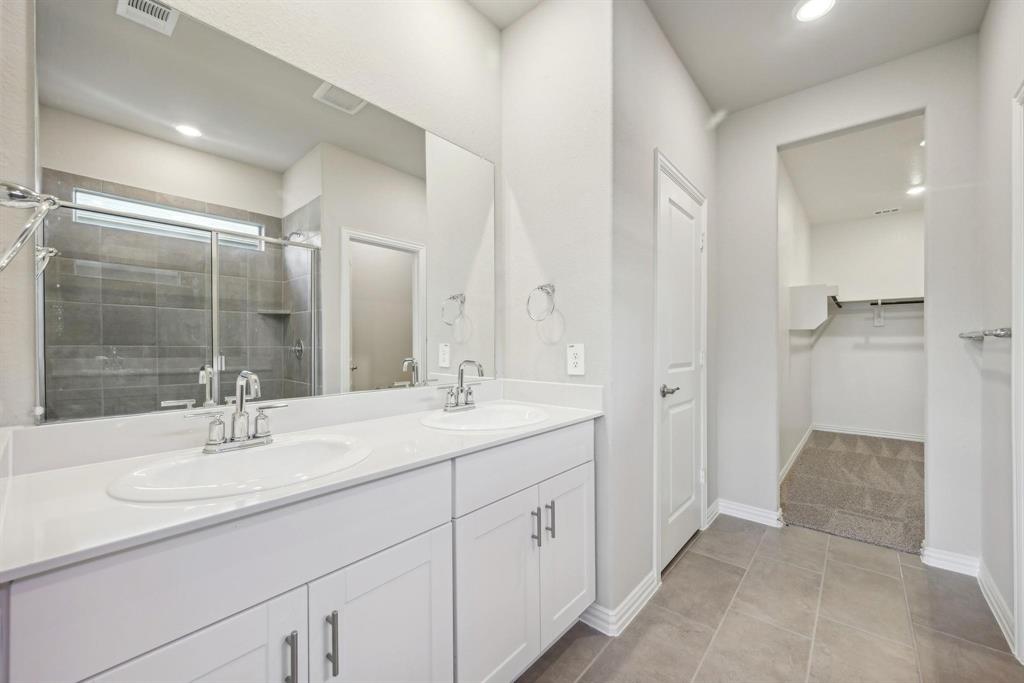 SIMPSON CROSSING - Residential Lease