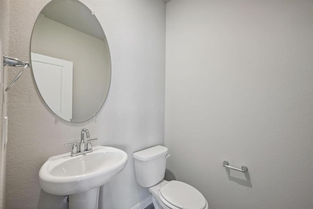 SIMPSON CROSSING - Residential Lease