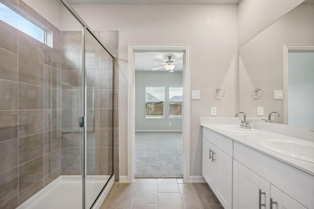 SIMPSON CROSSING - Residential Lease