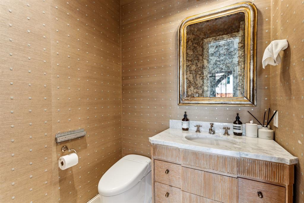 The Lakes On Legacy Drive Ph II - Residential