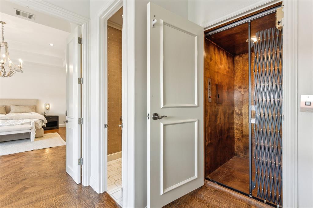 The Lakes On Legacy Drive Ph II - Residential