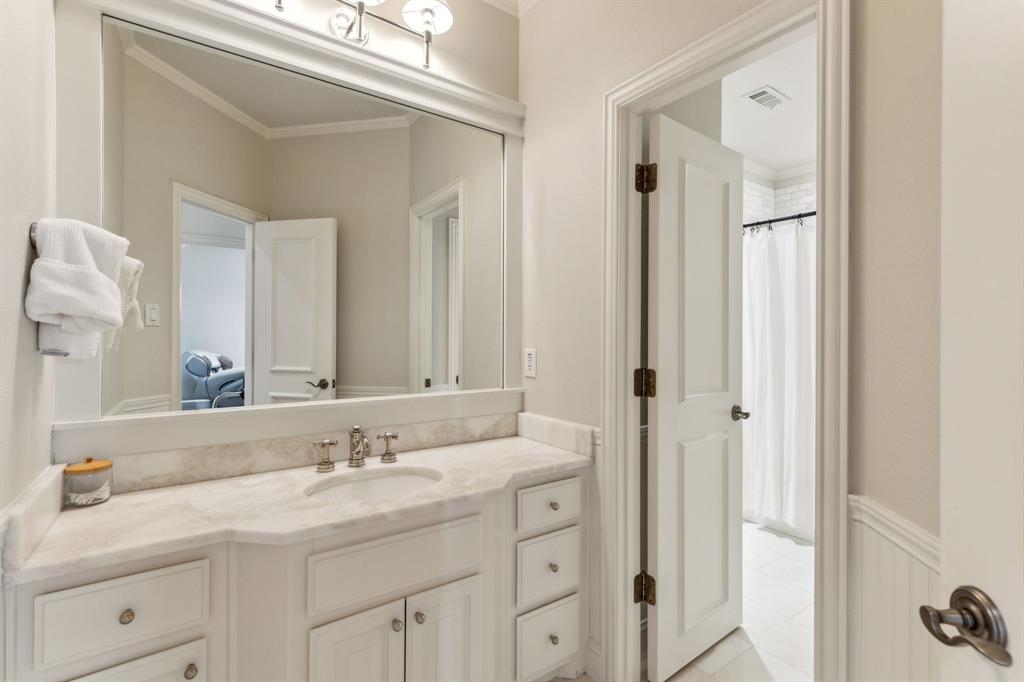 The Lakes On Legacy Drive Ph II - Residential