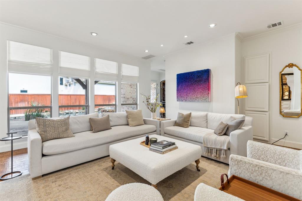 The Lakes On Legacy Drive Ph II - Residential