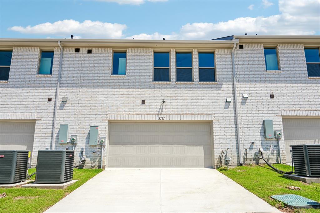 Painted Tree Townhomes Phase 3 - Residential