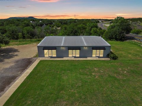 1555 Woodmere Trail Granbury TX 76048
