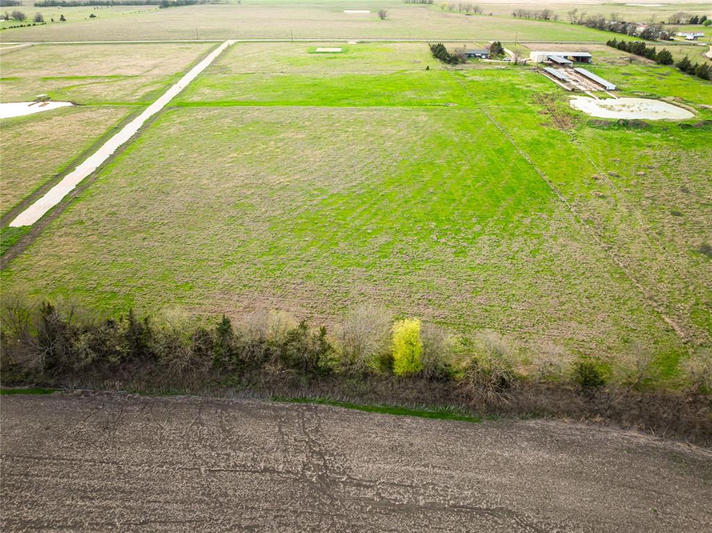 Photo of 83 Private Road 142025, Blossom, TX 75416 (MLS # 21268585)